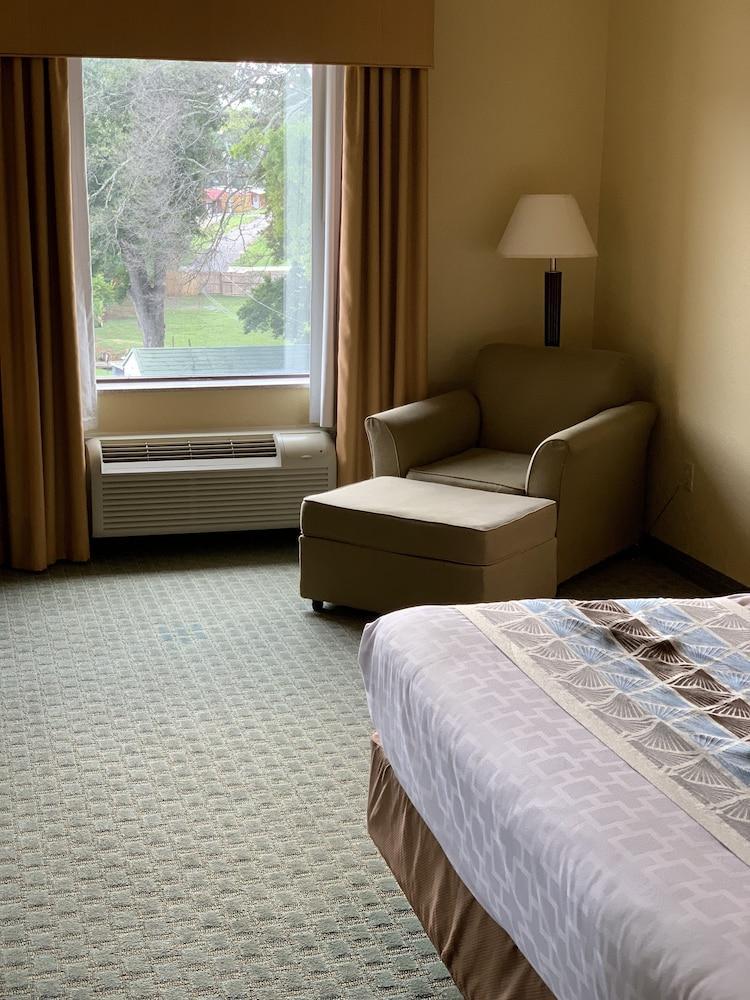 Ambassador Inn & Suites Tuscaloosa Eksteriør billede