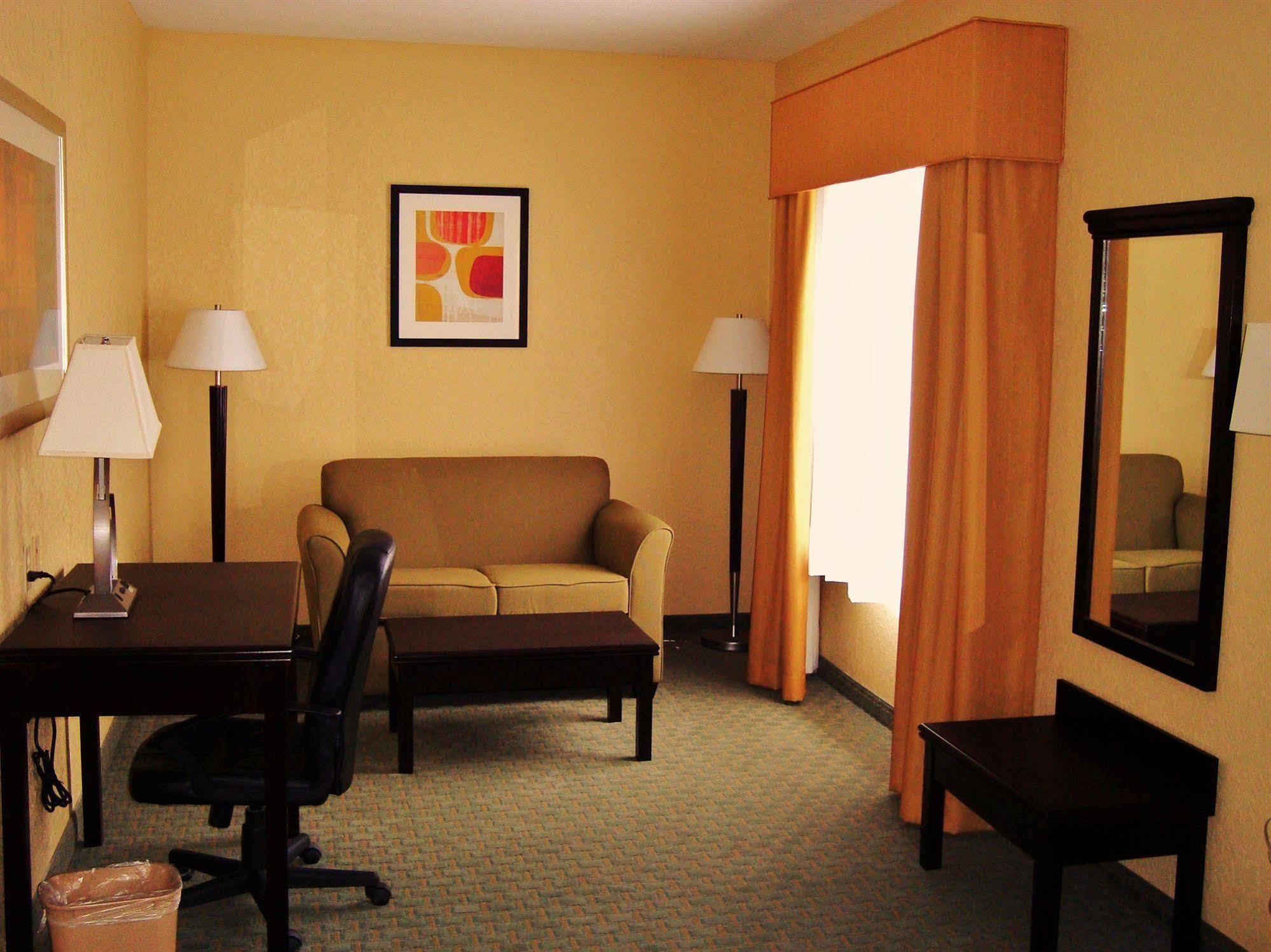 Ambassador Inn & Suites Tuscaloosa Eksteriør billede