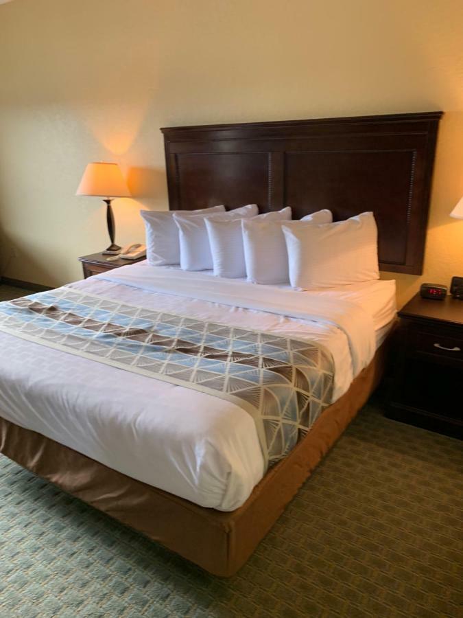 Ambassador Inn & Suites Tuscaloosa Eksteriør billede